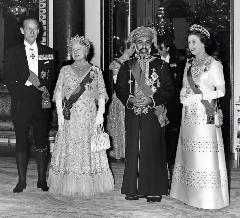 The Sultan of Oman, His Majesty Qaboos Bin Said, with (l to r) the Duke of Edinburgh, the Queen Mother and the Queen, before a banquet held in his honour at Buckingham Palace. (Photo by Â© Hulton-Deutsch Collection/CORBIS/Corbis via Getty Images)