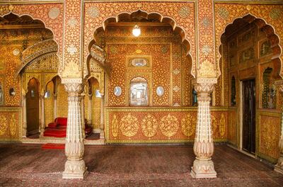 Junagarh Fort reflects the opulent lifestyle of the early rulers of this kingdom. Purnendu