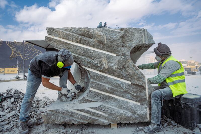 For the first time since the symposium was launched in 2019, participating artists exclusively used stones from the country’s quarries, namely granite and sandstone