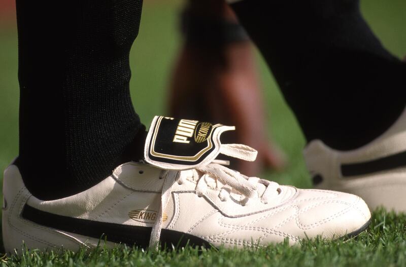 29 August 1998 - FA Carling Premiership - Arsenal v Charlton Athletic - Paul Mortimer of Charlton's Puma King boots. -    (Photo by Mark Leech/Offside via Getty Images)