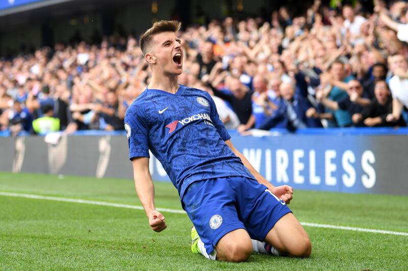 ***BESTPIX*** LONDON, ENGLAND - AUGUST 18: Mason Mount of Chelsea celebrates after scoring his team's first goal during the Premier League match between Chelsea FC and Leicester City at Stamford Bridge on August 18, 2019 in London, United Kingdom. (Photo by Michael Regan/Getty Images)