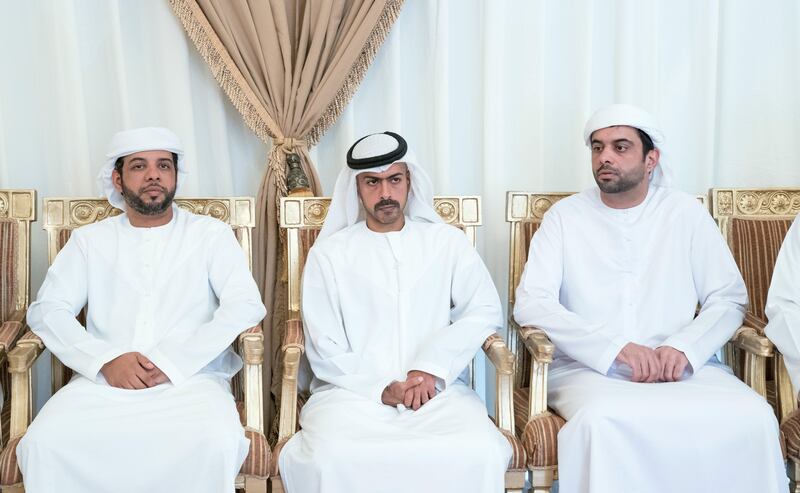DAFTA, RAS AL KHAIMAH, UNITED ARAB EMIRATES - September 14, 2017 : HH Sheikh Khalifa bin Tahnoon bin Mohamed Al Nahyan, Director of the Martyrs' Families' Affairs Office of the Abu Dhabi Crown Prince Court (2nd L), offers condolences to the family of martyr Sultan Al Naqbi, who passed away while serving with the UAE Armed Forces in Yemen.

( Hamad Al Kaabi / Crown Prince Court - Abu Dhabi )
���