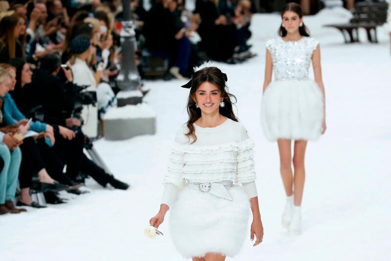 Spanish actress Penelope Cruz wears a look at the Chanel Fall-Winter 2019/2020 ready-to-wear collection. Photo: AFP