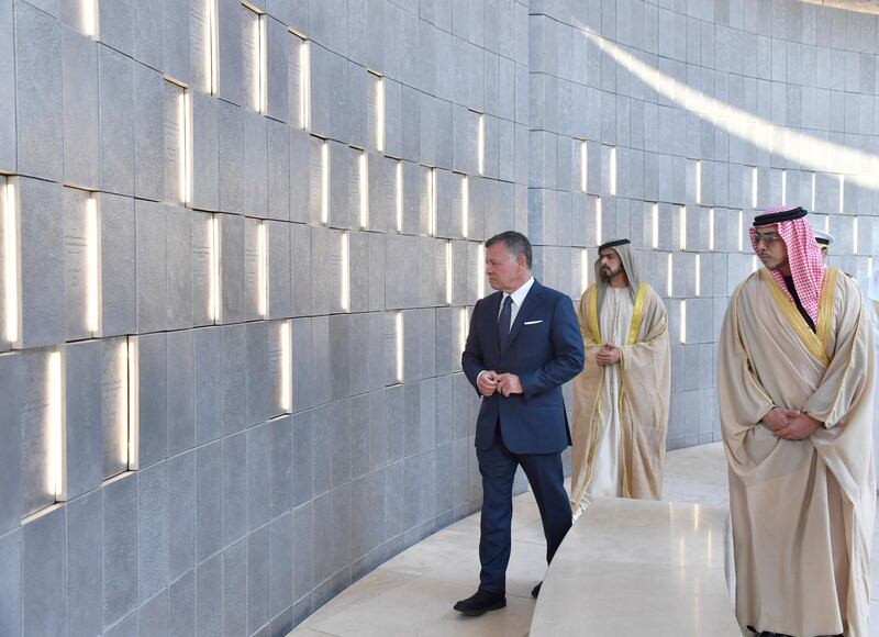 ABU DHABI, 7th February, 2018 (WAM) -- King Abdullah II of Jordan on Wednesday visited Abu Dhabi’s Wahat Al Karama, the national landmark built to immortalise the sacrifices of the UAE’s brave heroes. King Abdullah was received by Sheikh Khalifa bin Tahnoun bin Mohammed Al Nahyan, Director of The Martyrs’ Families’ Affairs Office at the Abu Dhabi Crown Prince Court. Wam