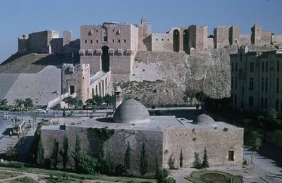 The Sultaniyya Mosque Complex, thirteenth century. Situated directly before the citadel of Aleppo, it was heavily damaged during the war. © Staatliche Museen zu Berlin, Museum für Islamische Kunst, Eugen Wirth, 1963