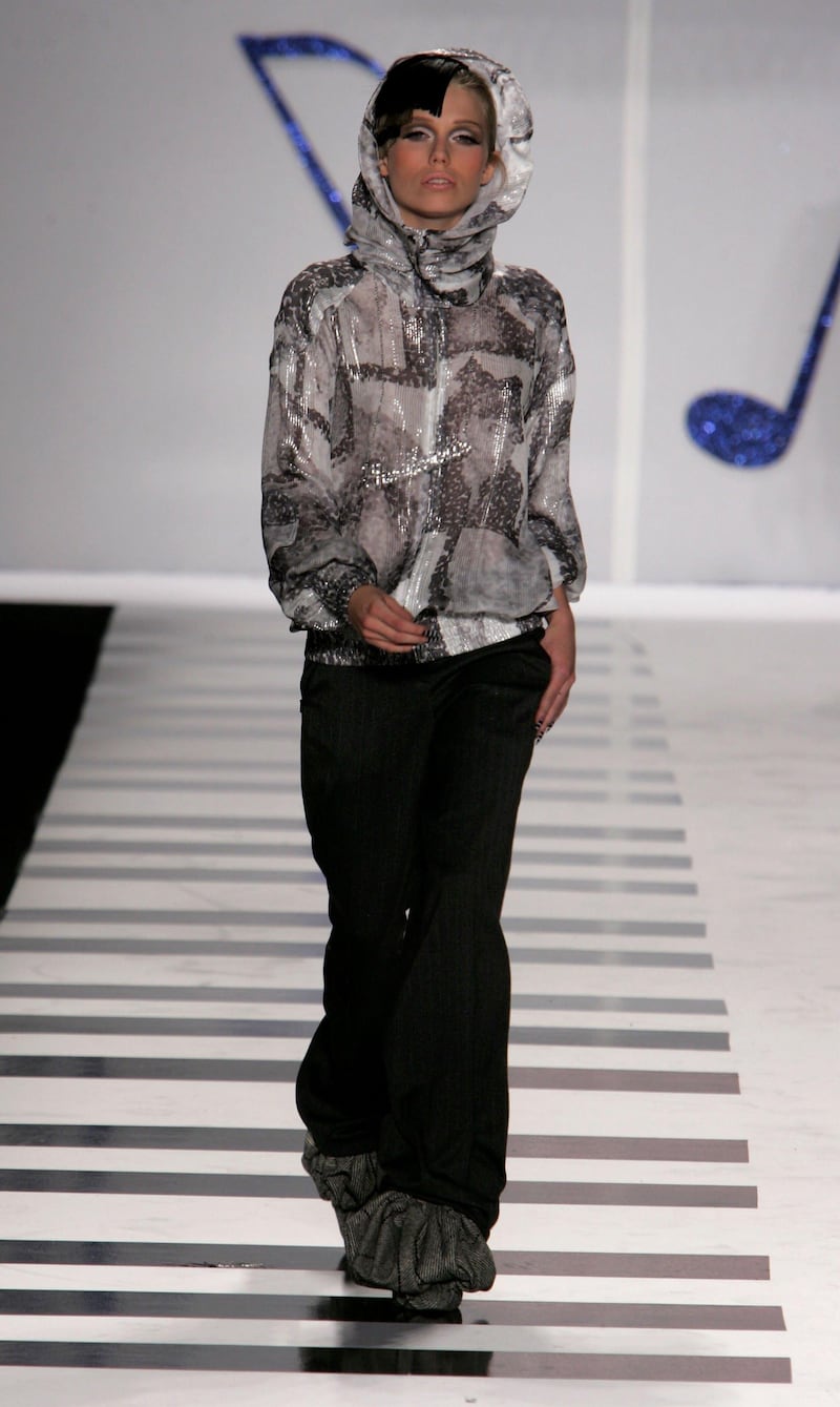 NEW YORK - FEBRUARY 07:  Theodora Richards walks the runway at the Heatherette Fall 2006 fashion show at the "Tent" during Olympus Fashion Week in Bryant Park February 7, 2006 in New York City.  (Photo by Frazer Harrison/Getty Images) *** Local Caption *** Theodora Richards