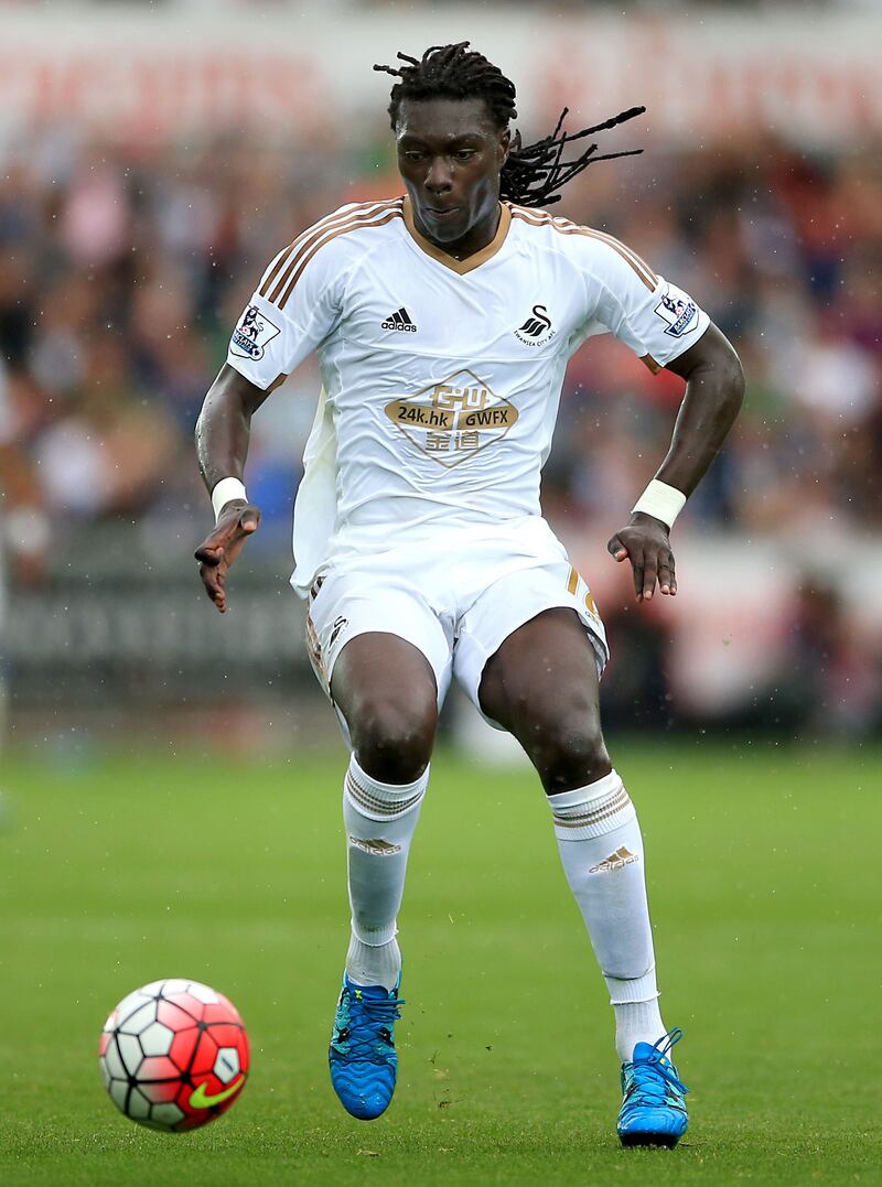 Bafetimbi Gomis has joined Turkish club Galatasaray from Swansea City for a fee of around £2.5 million.