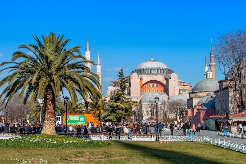 2BG7KF7 Fatih, Istanbul, Turkey, 19 January 2014: Hagia Sophia Museum, Sultanahmet Square