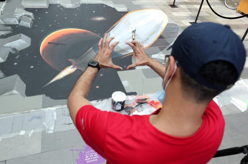 Dubai, United Arab Emirates - Reporter: N/A. Art. Live painting by Saggaf Alhashmi at City Walk. Saturday, August 1st, 2020. Dubai. Chris Whiteoak / The National