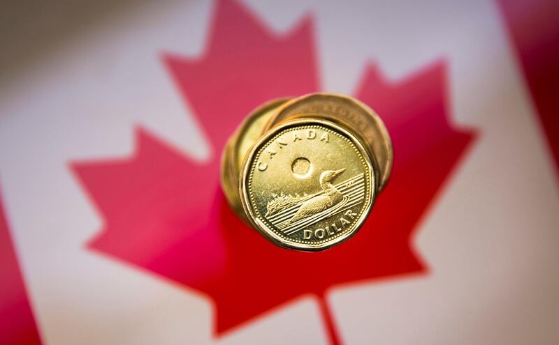 FILE PHOTO: A Canadian dollar coin, commonly known as the "Loonie", is pictured in this illustration picture taken in Toronto, January 23, 2015.    REUTERS/Mark Blinch (CANADA - Tags: BUSINESS)/File Photo