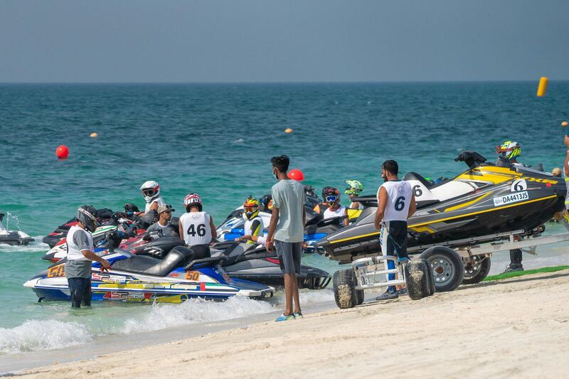 The event is a spectacle that draws participants and crowds from all over the world. Courtesy of Sharjah Marine