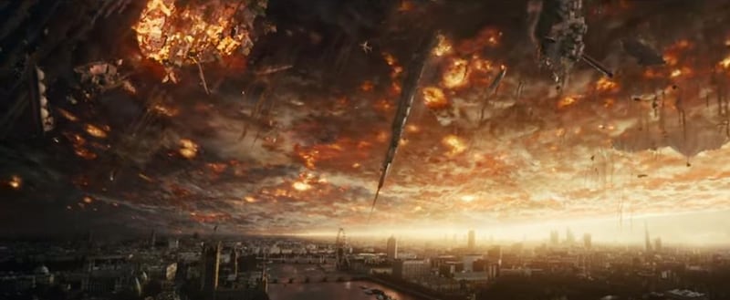 The Burj Khalifa whips down on London town as the aliens invade in Independence Day: Resurgence