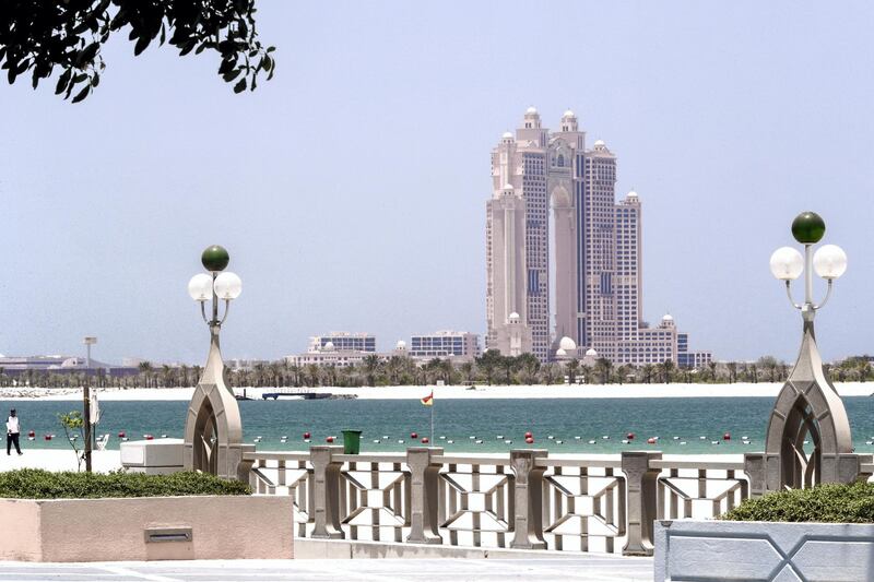 Abu Dhabi, United Arab Emirates, July 15, 2019.  Standalone weather images.  The Corniche.
Victor Besa/The National
Section:  NA
Reporter: