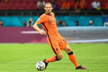 Netherlands' defender Daley Blind controls the ball during the UEFA EURO 2020 Group C football match between the Netherlands and Ukraine at the Johan Cruyff Arena in Amsterdam on June 13, 2021. / AFP / POOL / PIROSCHKA VAN DE WOUW