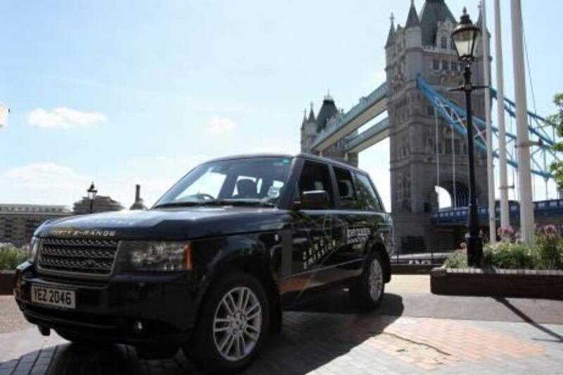 LONDON. 24/5/11. The Liberty 4 X 4 electric car at Tower Bridge in London. Stephen Lock  for  The National. FOR  MOTORING