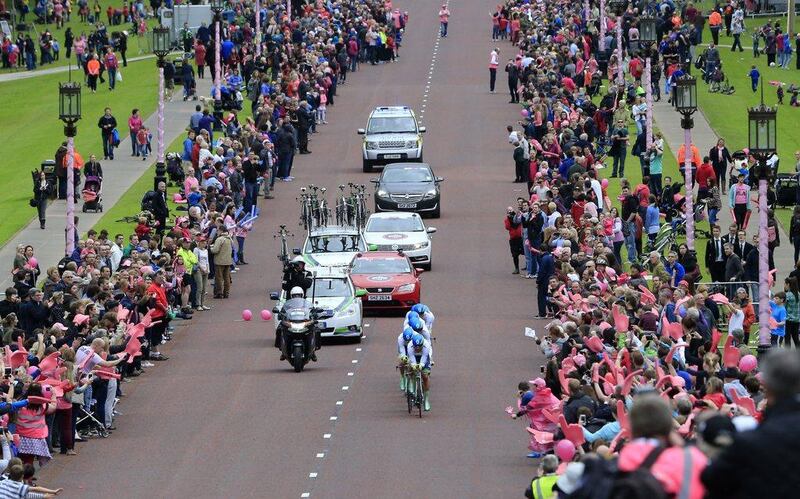 Team Orica GreenEdge competes during the Belfast time trial for the 2014 Giro d'Italia on Friday. Luk Benies / AFP