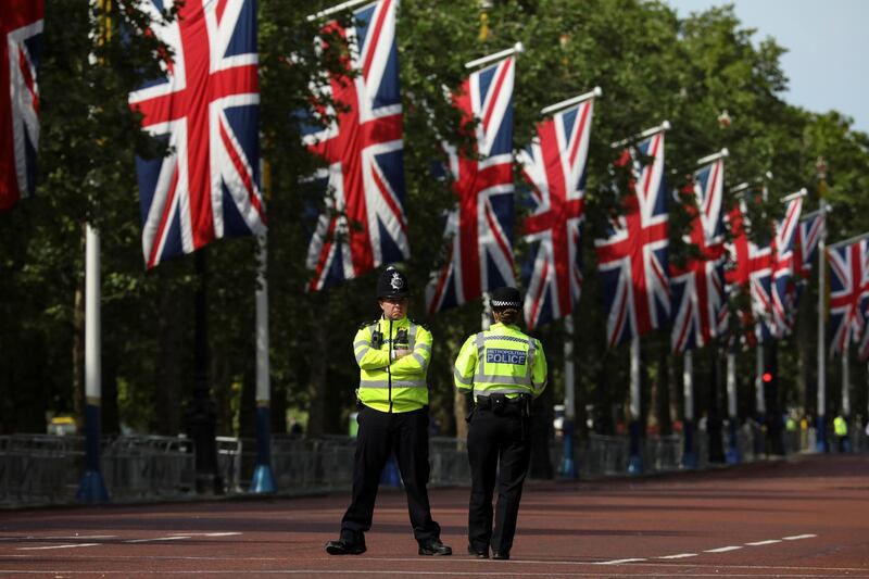 Police stands in the Mall decked out with Union Jack flags in London, Britain  May 23, 2019. Europeans start voting on Thursday in four days of elections to the EU parliament that will influence not just Brussels policy for the next five years but, to some extent, the very future of the Union project itself.    REUTERS/Kevin Coombs