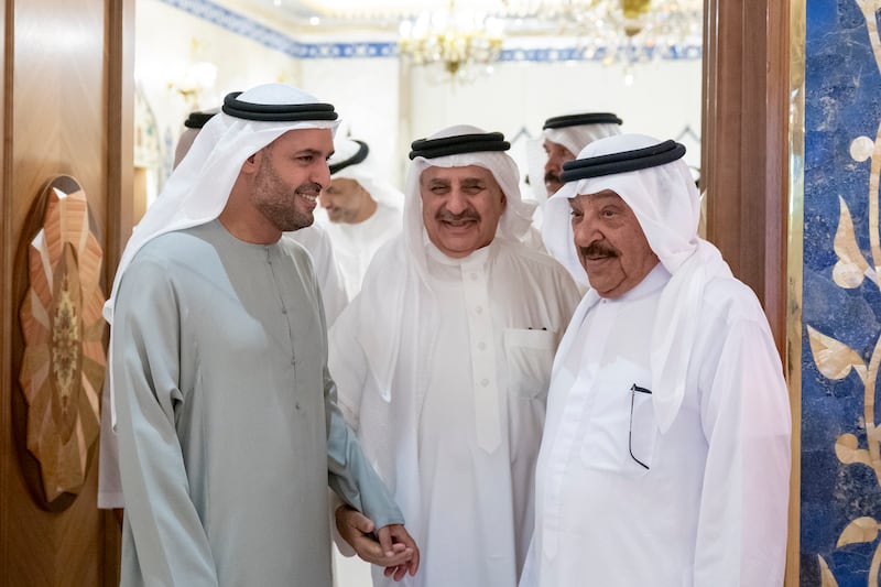 Sheikh Mohammed bin Hamad, adviser for Special Affairs at the Ministry of the Presidential Court, speaks with members of the Bahraini delegation