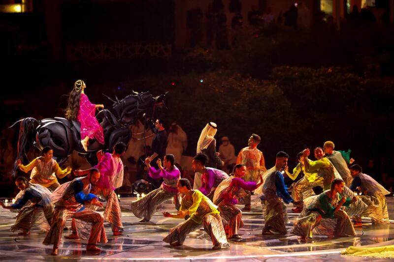 A spectacular show featuring hundreds of performers brought the curtain down on the world's fair. Reuters