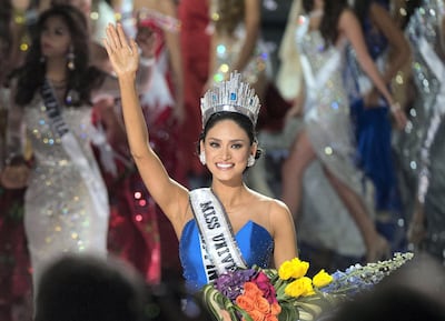 Miss Philippines Pia Alonzo Wurtzbach  is crowned  Miss Universe 2015 on stage during the 2015 MISS UNIVERSE show at Planet Hollywood Resort & Casino, in Las Vegas, California, on December 20, 2015.  Miss Philippines was named Miss Universe, but in a drama-filled turn worthy of a telenovela.  The pageant's host comedian Steve Harvey, also a talk show host, misread the card which he said had Miss Colombia Ariadna Gutierrez as the winner.  AFP PHOTO / VALERIE MACON (Photo by VALERIE MACON / AFP)