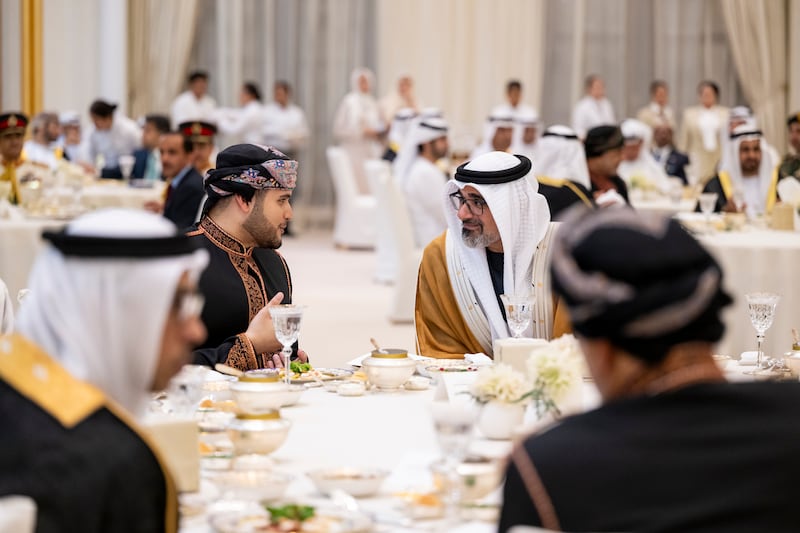 Sheikh Khaled in discussion with Oman's Sayyid Bilarab bin Haitham