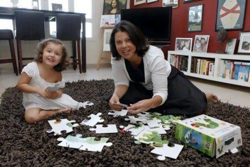 Dubai, 12th March 2011. Trudy Cook a single mum with her daughter Ava (2 1/2 years old) at their residence. (Jeffrey E Biteng / The National)