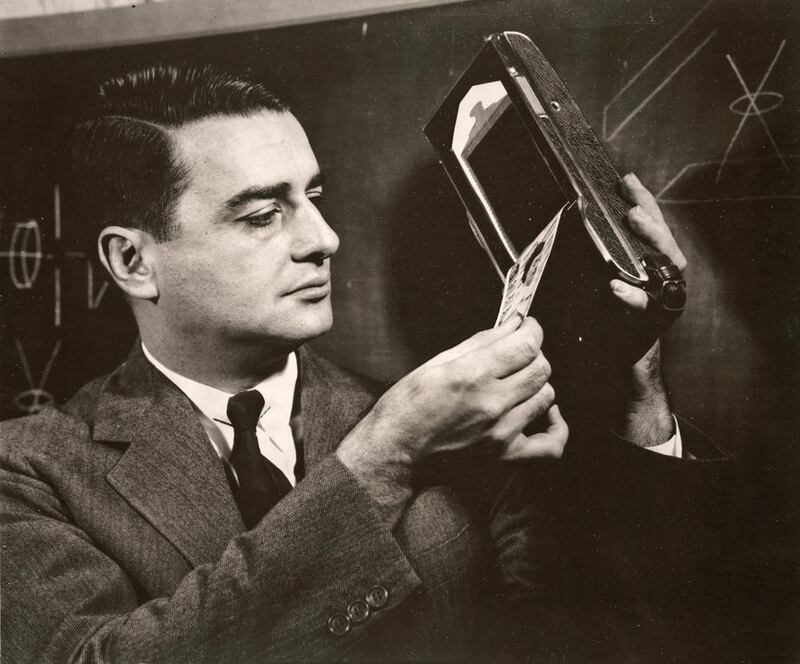 Polaroid’s Edwin Land demonstrates the one-step development process in 1947. Courtesy Baker Library, Harvard Business School