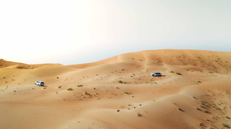 The Al Ain to White Sands route is suitable for beginners and drivers are likely to find tracks left by Bedu farmers who traverse this desert terrain daily.