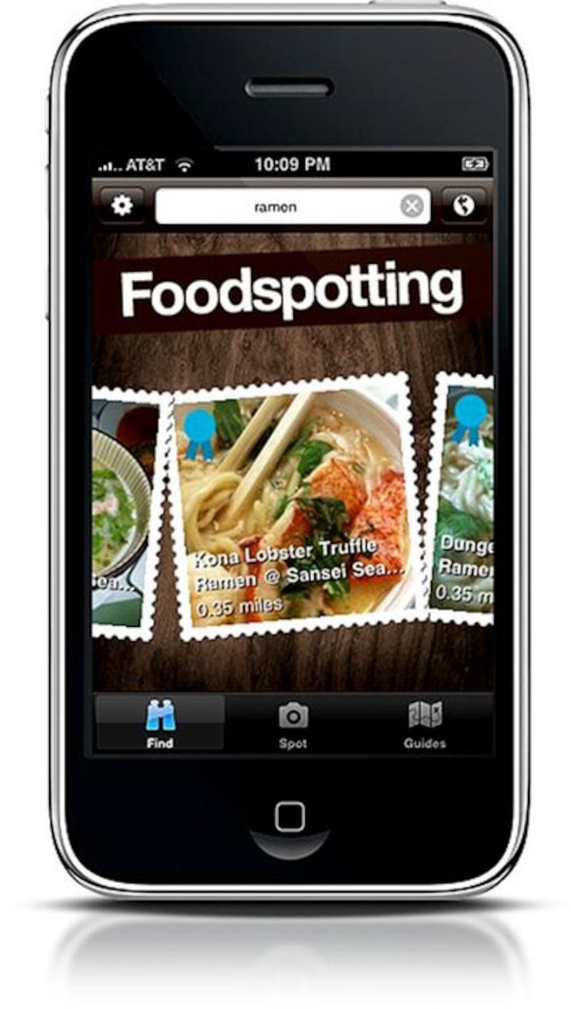 Foodspotting.com lets users post photos and reviews of specific dishes at restaurants worldwide. 