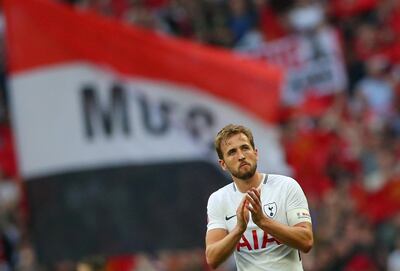 Soccer Football -  FA Cup Semi-Final - Manchester United v Tottenham Hotspur  - Wembley Stadium, London, Britain - April 21, 2018   Tottenham's Harry Kane applauds the fans at the end of the match    REUTERS/Hannah McKay     TPX IMAGES OF THE DAY