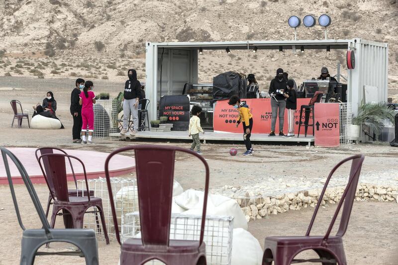 SHARJAH, UNITED ARAB EMIRATES. 21 FEBRUARY 2021. Not A Space is a cool new pop-up location in the Al Faya Desert of Sharjah where people can go to enjoy a coffee and a bite to eat. (Photo: Antonie Robertson/The National) Journalist: Hayley Skirka. Section: National.