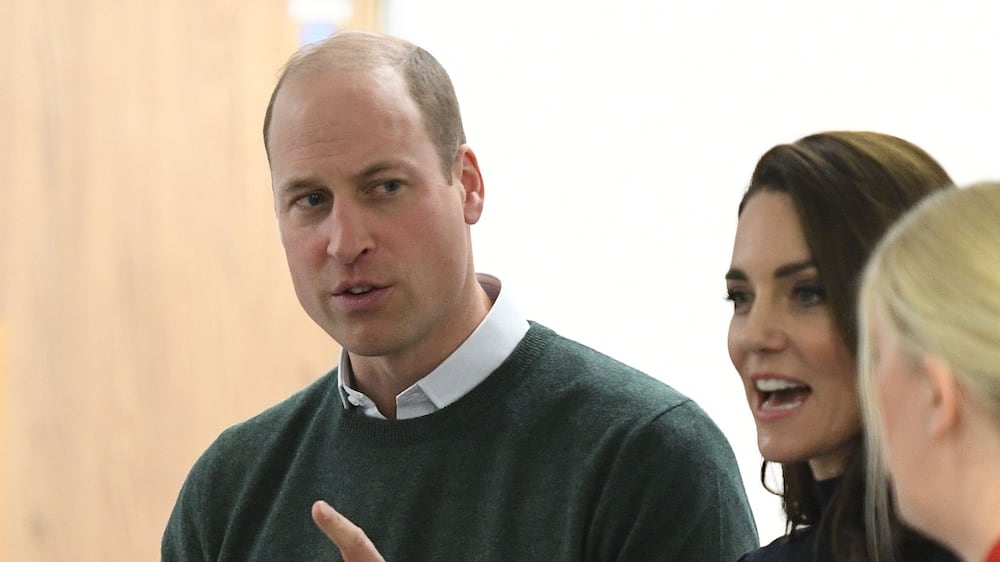 LIVERPOOL, ENGLAND - JANUARY 12:  Prince William, Prince of Wales and Catherine, Princess of Wales visit the Royal Liverpool University Hospital on January 12, 2023 in Liverpool, England. The Prince and Princess of Wales are visiting Merseyside to thank those working in healthcare and mental health support for their work during the winter months. Their engagements take place two days after the official release of Prince Harry, Duke of Sussex's book "Spare".  (Photo by Bruce Adams-WPA Pool / Getty Images)