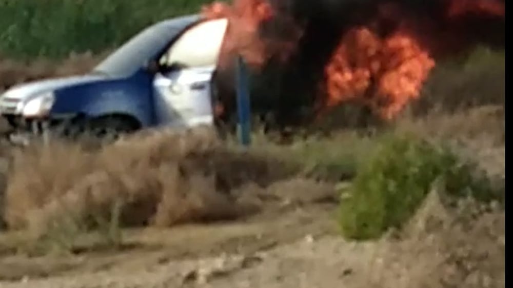 Car bursts into fire on Dubai's al Qudra Rd