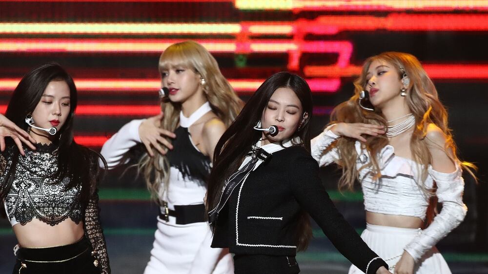 SEOUL, SOUTH KOREA - JANUARY 23: Girl group BlackPink performs on stage during the 8th Gaon Chart K-Pop Awards on January 23, 2019 in Seoul, South Korea. (Photo by Chung Sung-Jun/Getty Images)