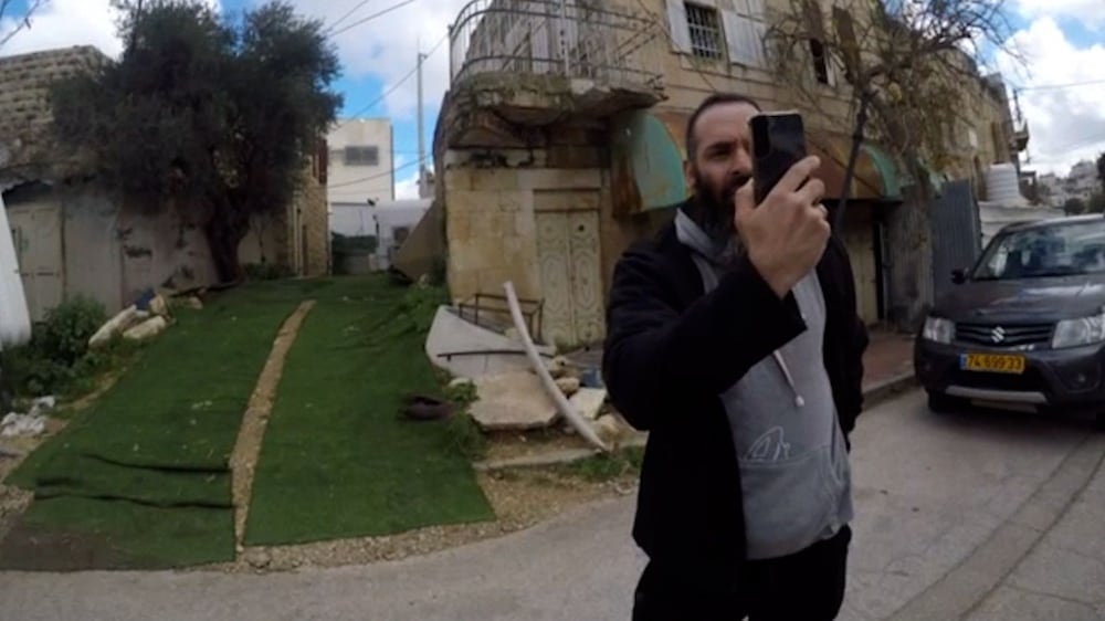 Ultra-nationalist Israeli activist on camera: Authorities provide locations of diplomats