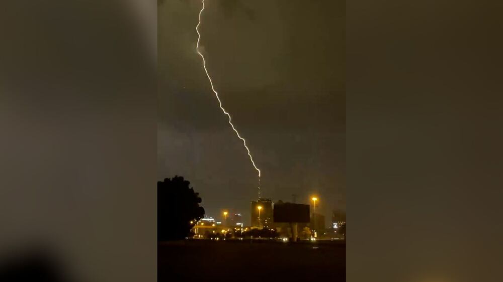 Moment lightning hits Burj Khalifa amid stormy UAE weather