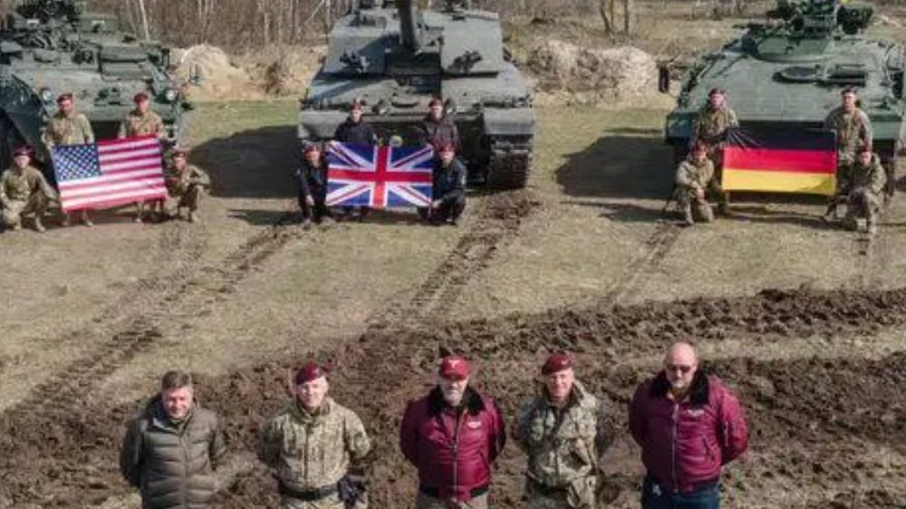 Germany and UK deliver tanks to Ukraine