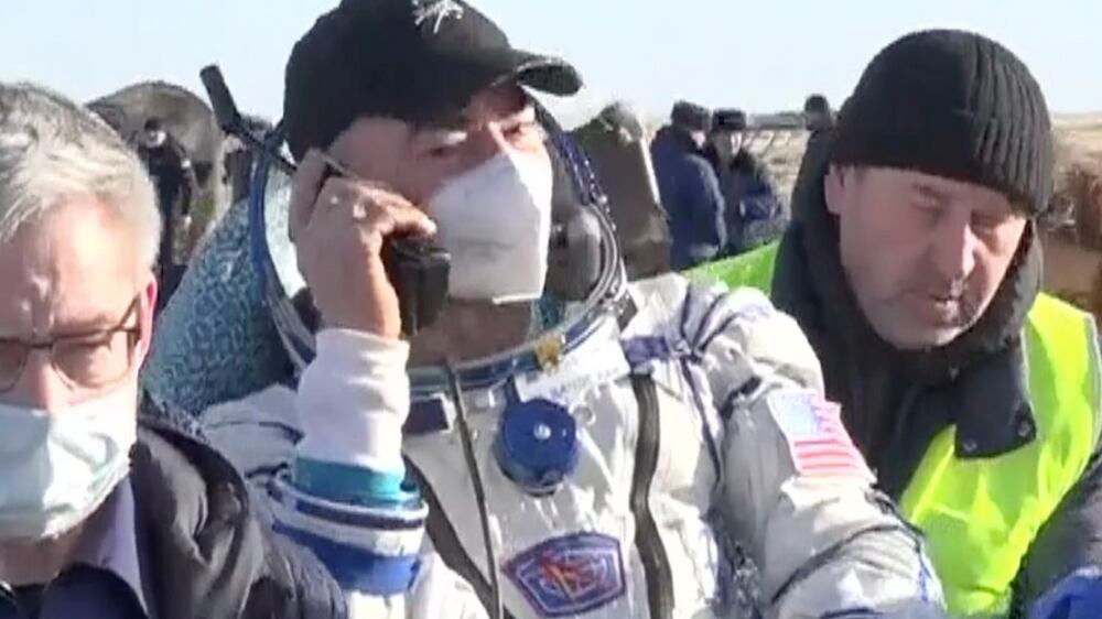 US astronaut returns to Earth on Russian capsule despite rising tension