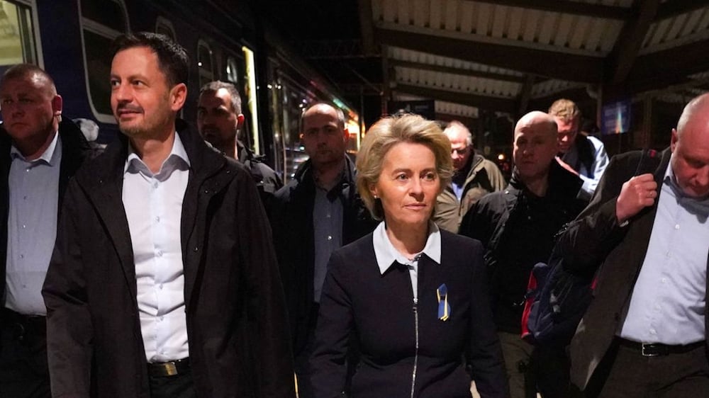 EU's Ursula von der Leyen boards train to Kiev