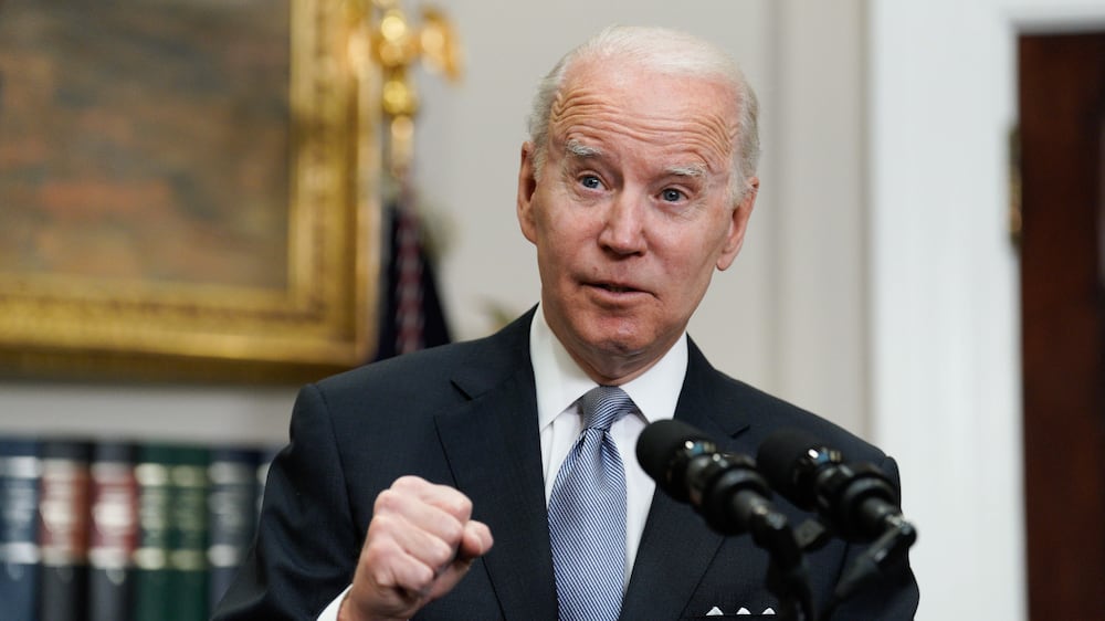 U. S.  President Joe Biden delivers remarks on Ukraine in the Roosevelt Room at the White House in Washington, DC, USA, 21 April 2022.   EPA / YURI GRIPAS  /  POOL