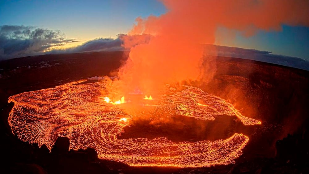 Kilauea volcano erupts and lights up the sky in Hawaii