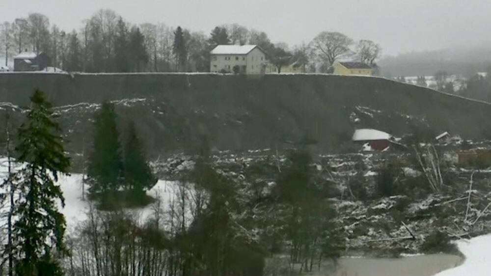 Landslide smashes into Norwegian village