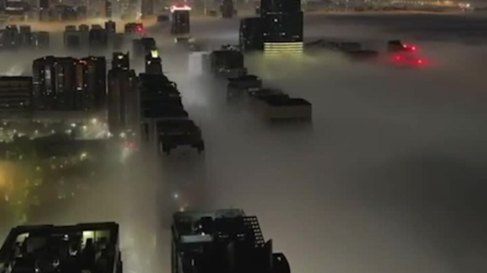 Timelapse footage shows fog rolling into Abu Dhabi