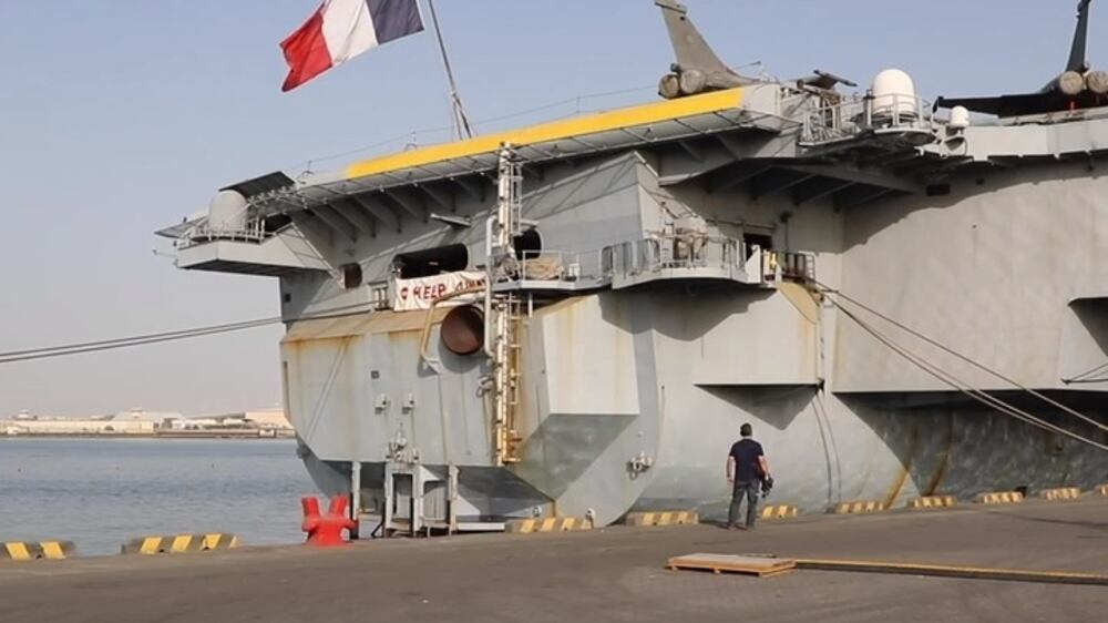 French aircraft carrier 'Charles de Gaulle' docks in UAE