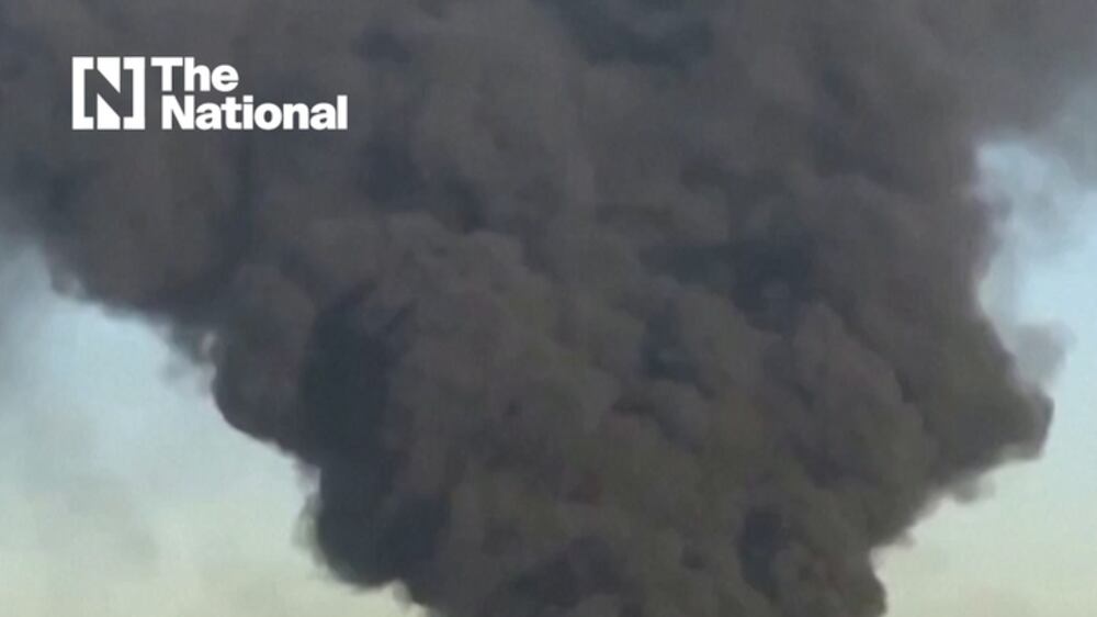 Fire breaks out at Iranian oil refinery