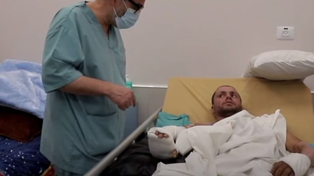 Surgeon describes plight of healthcare workers in Gaza