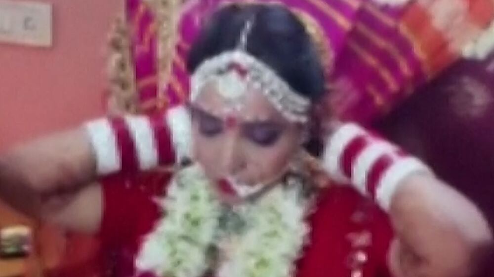 Woman marries herself in India's first 'sologamy'