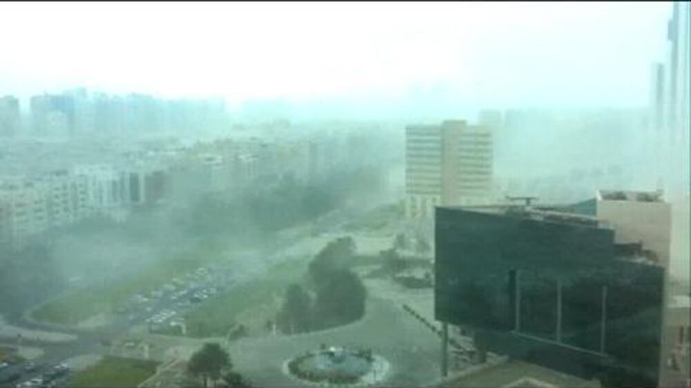 Video: Sandstorm hits Abu Dhabi