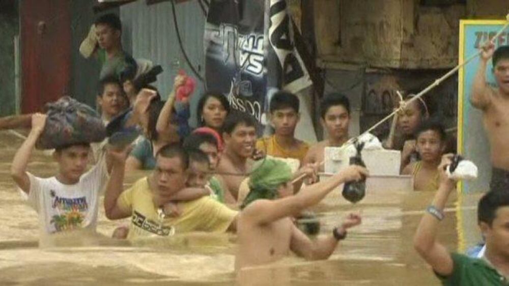 Video: Philippines capital inundated with floodwater