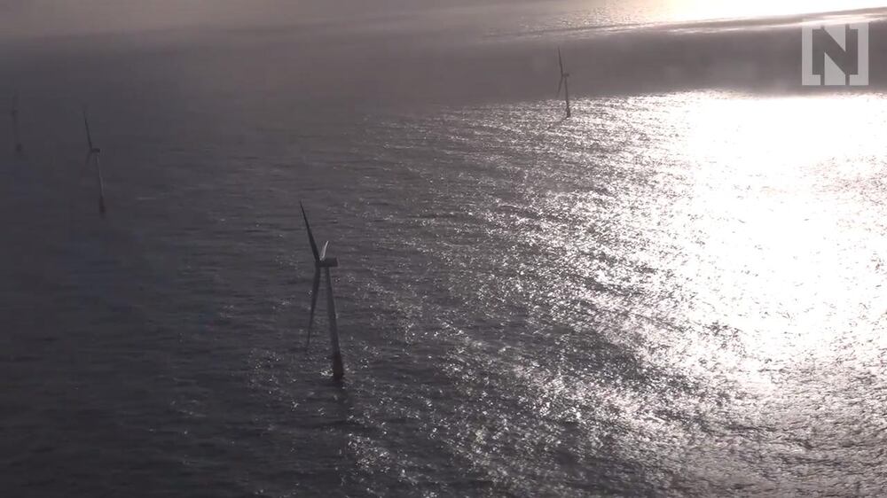 Hywind Scotland: World's first floating wind farm